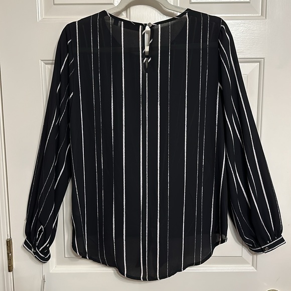 Apt 9 size Medium Black and White NWT - Picture 5 of 8